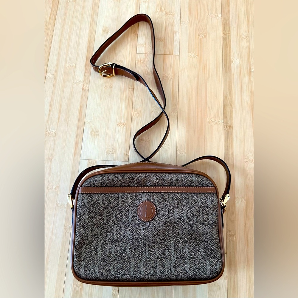 Gucci Vintage Silk Jacquard Signature Logo Crossbody/Shoulder Bag.